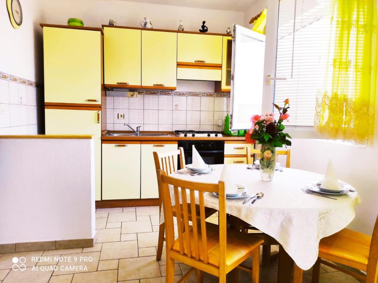Apartment Topic Baška Voda Kültér fotó
