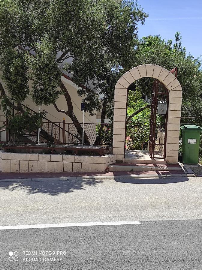 Apartment Topic Baška Voda Kültér fotó