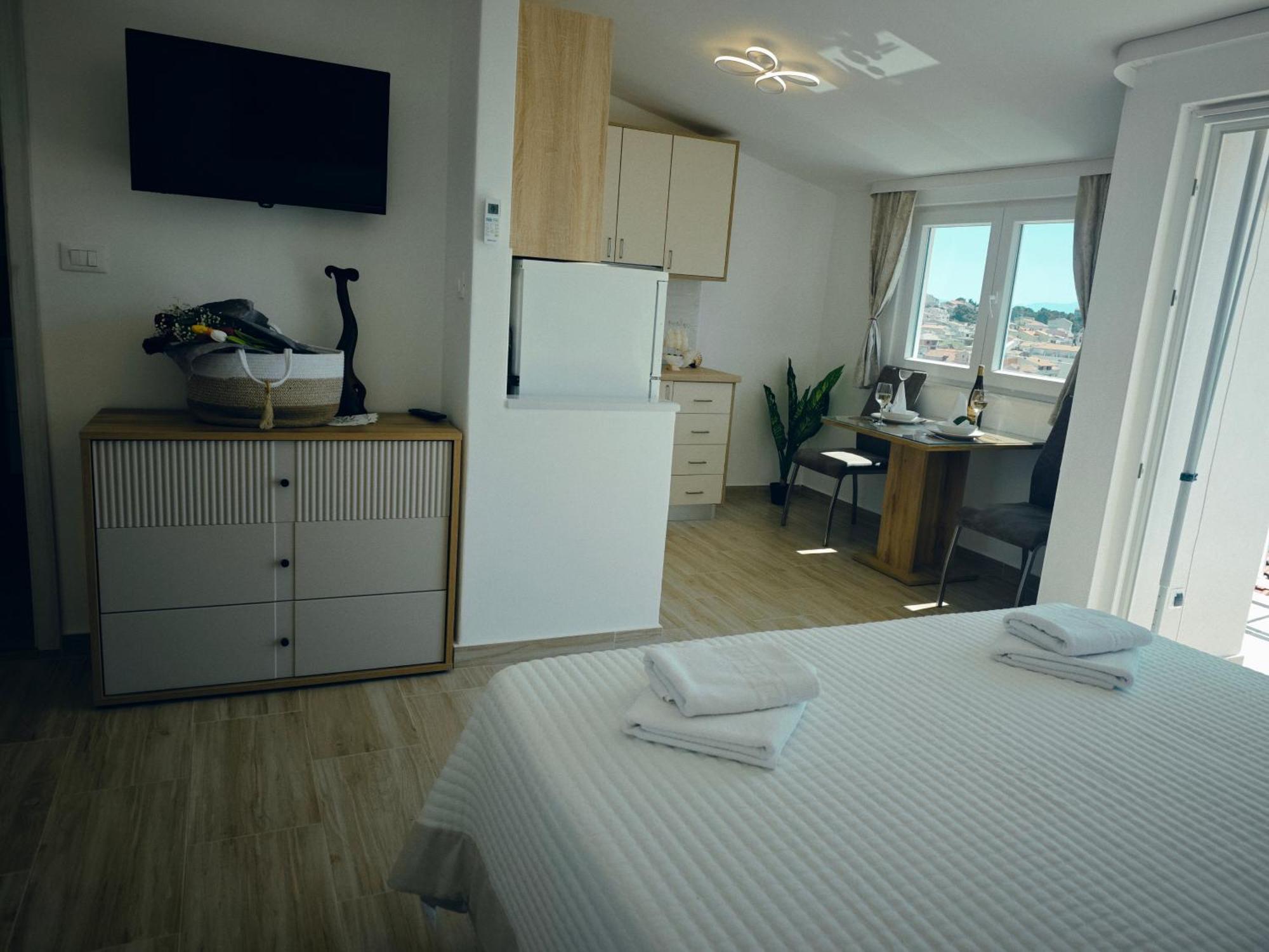 Apartment Topic Baška Voda Kültér fotó