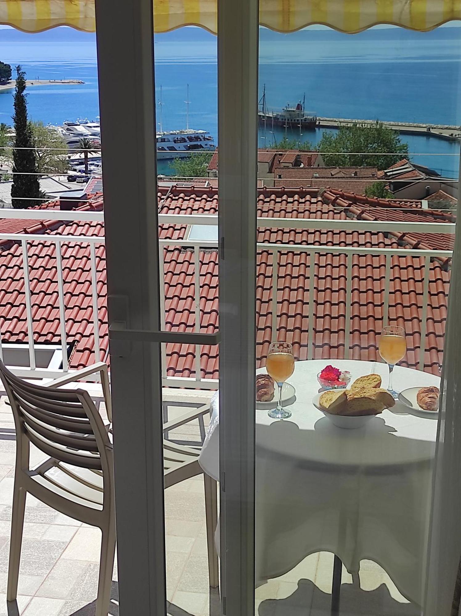 Apartment Topic Baška Voda Kültér fotó