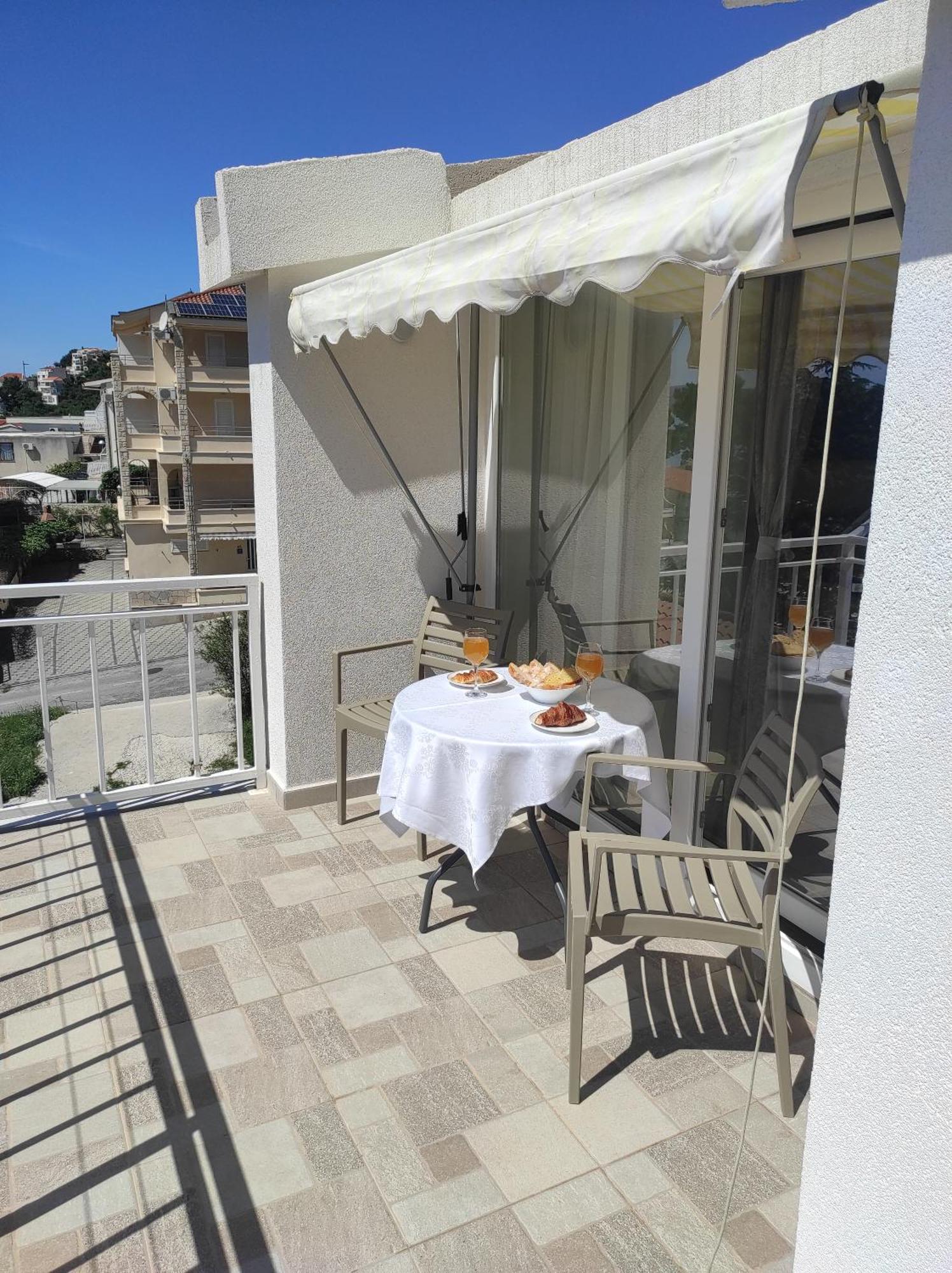 Apartment Topic Baška Voda Kültér fotó