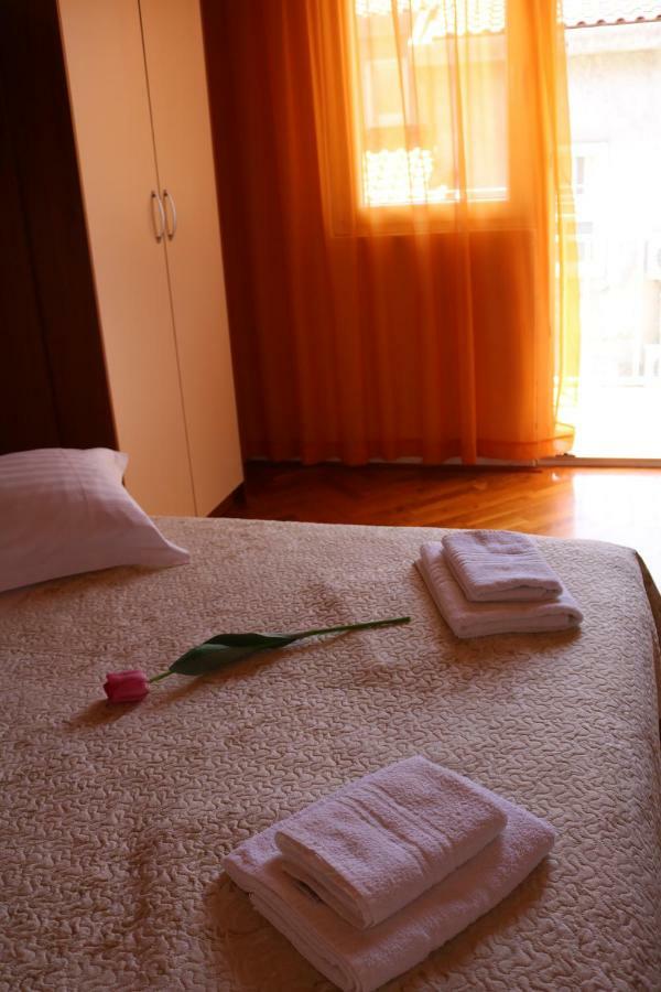 Apartment Topic Baška Voda Kültér fotó