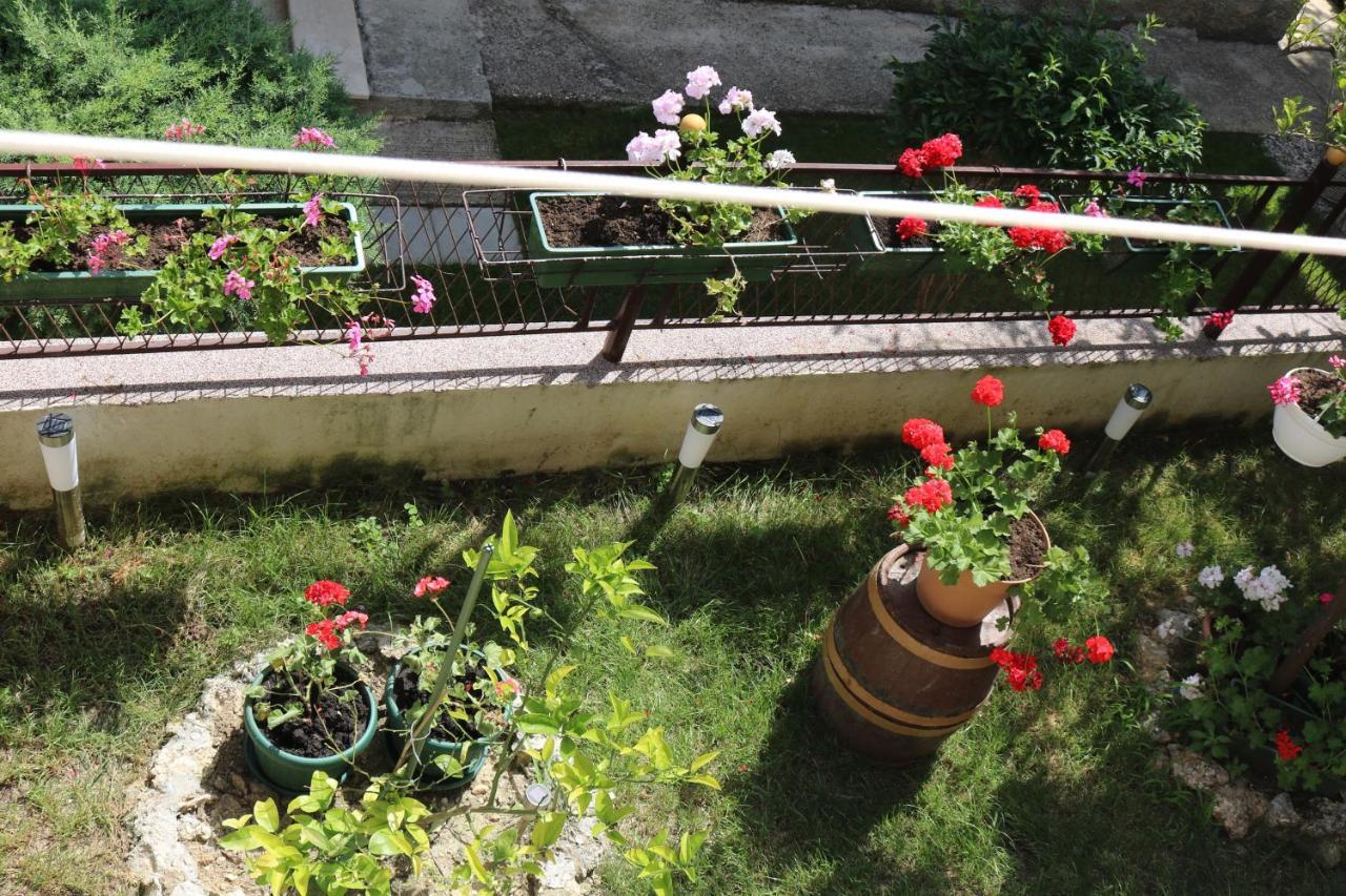 Apartment Topic Baška Voda Kültér fotó