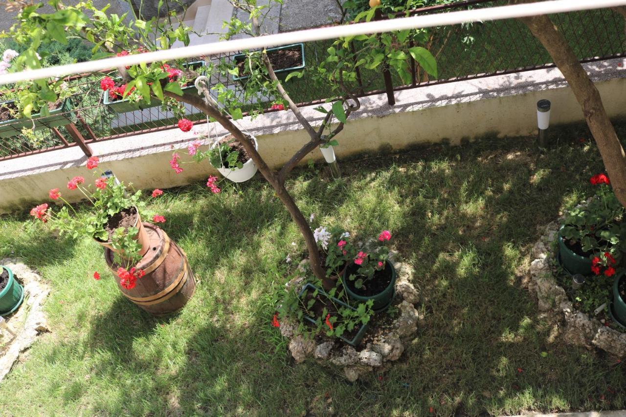 Apartment Topic Baška Voda Kültér fotó