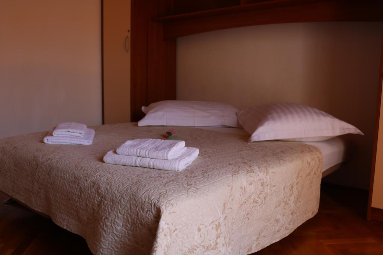 Apartment Topic Baška Voda Kültér fotó