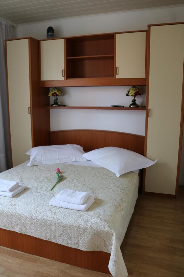 Apartment Topic Baška Voda Kültér fotó